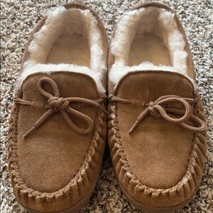 Bearpaw moccasins